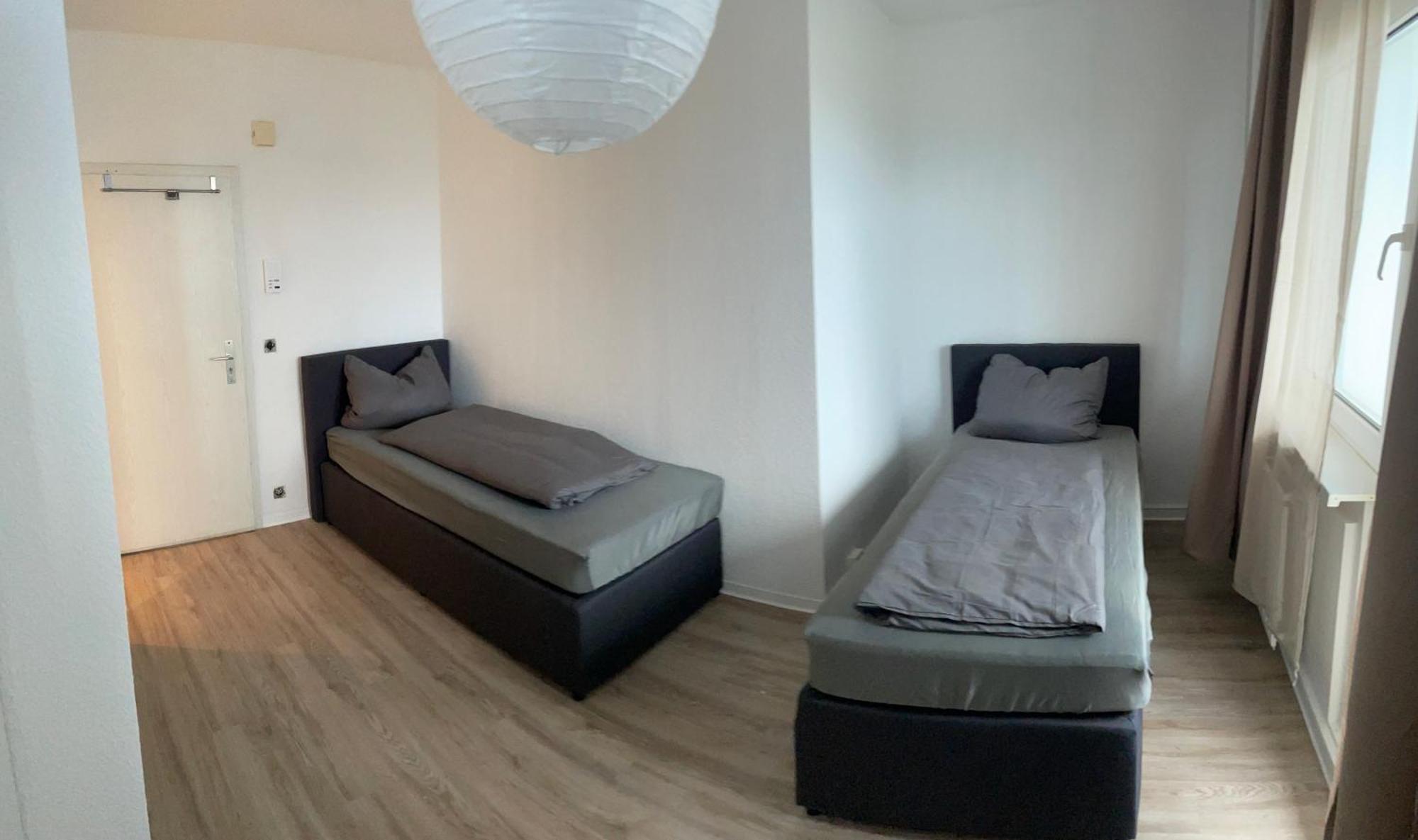 Max Appartements Нойбранденбург Экстерьер фото